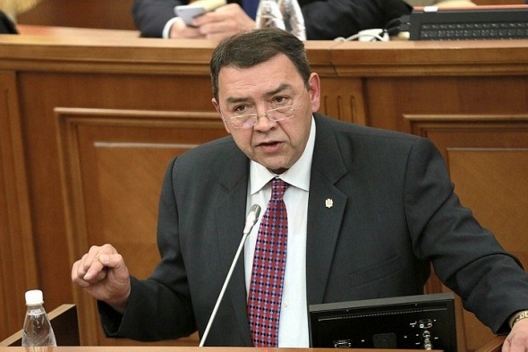 Breaking News // Vladimir Golovatiuc este candidatul majorității parlamentare la funcția de prim-ministru